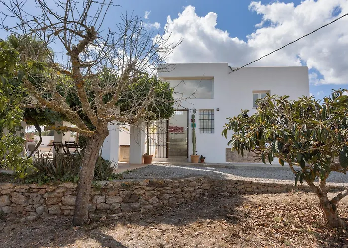 Paci * Santa Eularia des Riu