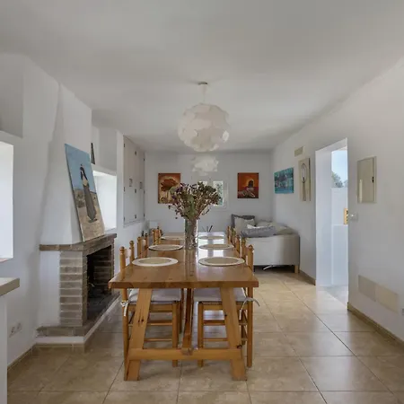 Paci * Santa Eulalia del Río