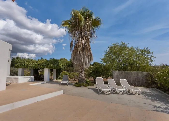 Paci * Santa Eularia des Riu